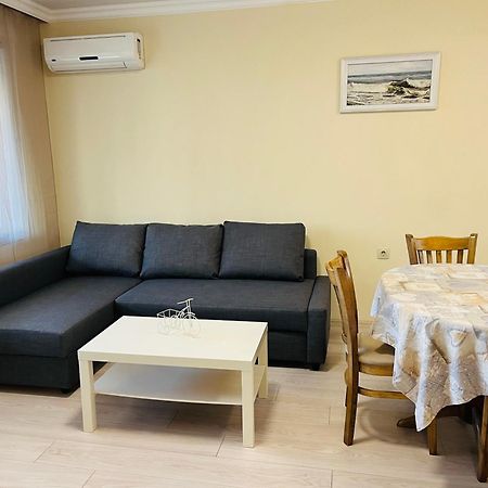 Beach Apartments Pomorie Exterior photo